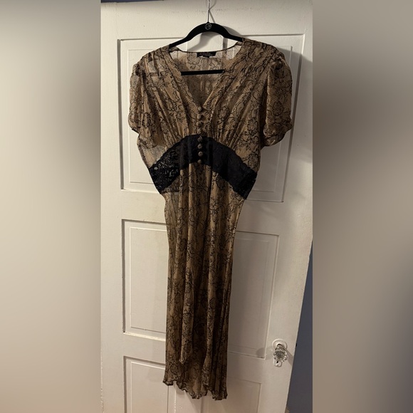 Trashy Diva Silk Chantilly Lace Robe - Picture 1 of 6